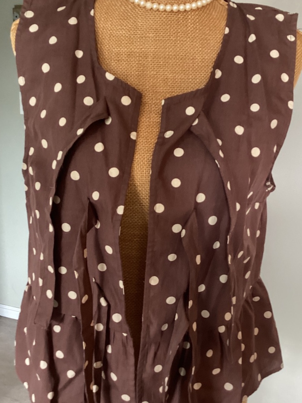 Polka Dot Tie-Front Sleeveless Top - Brown/Beige - Picture 4 of 6